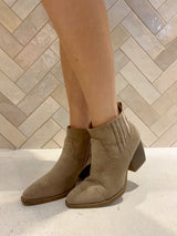 Kurze Stiefelette im Cowboy Stil Taupe