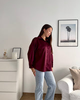 Kurze Silky Bluse Weinrot