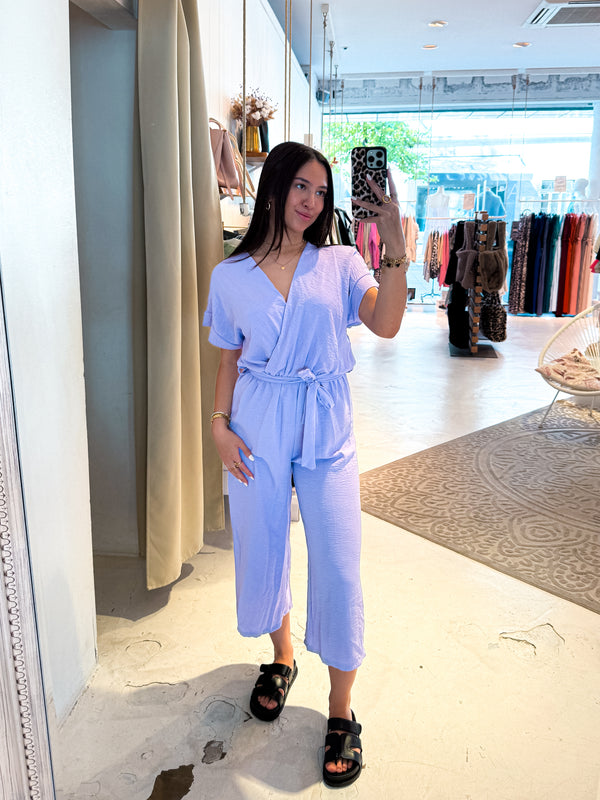 Jumpsuit mit Gürtel Flieder