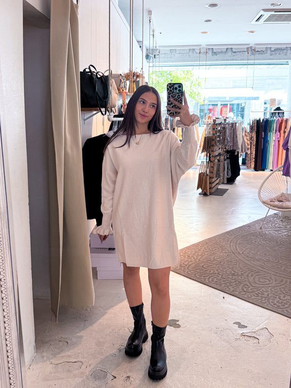 Pullover Kleid Beige