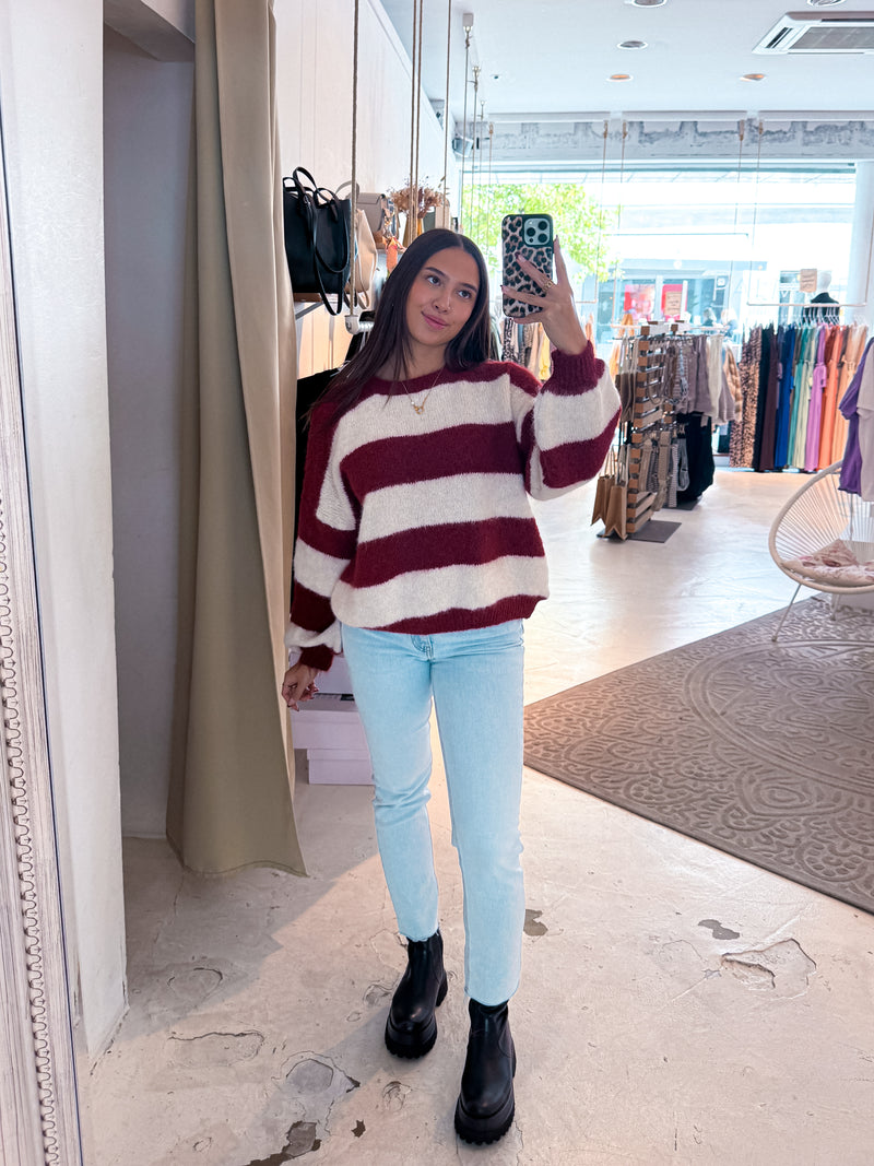 Oversized Strickpullover Gestreift Weinrot