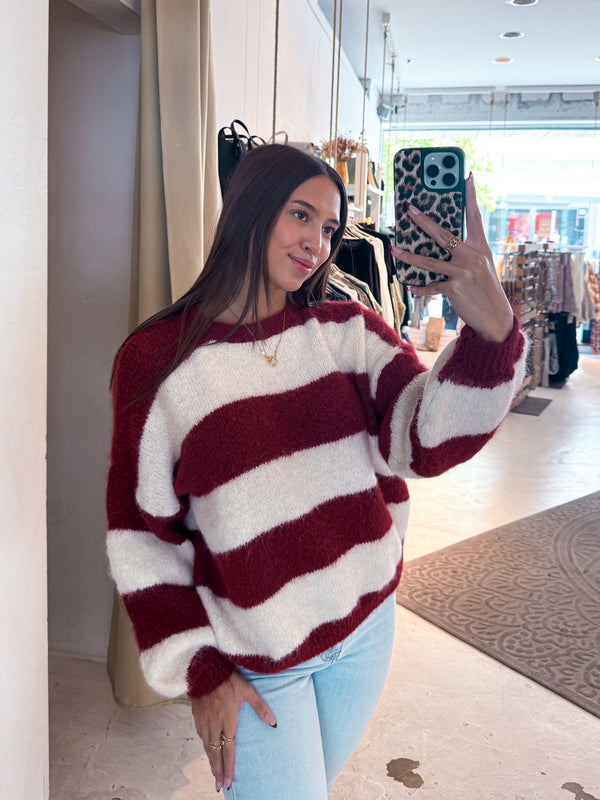 Oversized Strickpullover Gestreift Weinrot