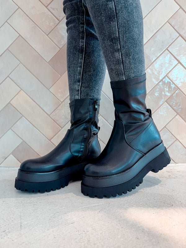 Halbhohe Boots Schwarz