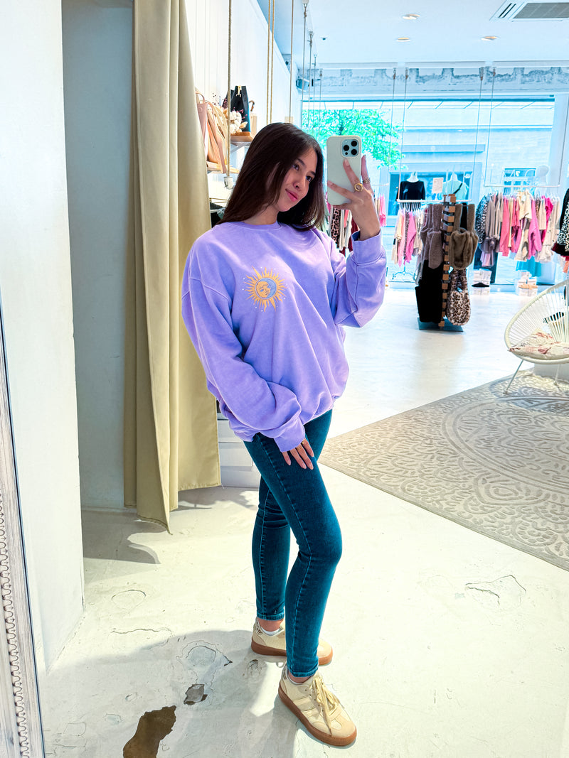 Sun and Moon Crew Neck Flieder