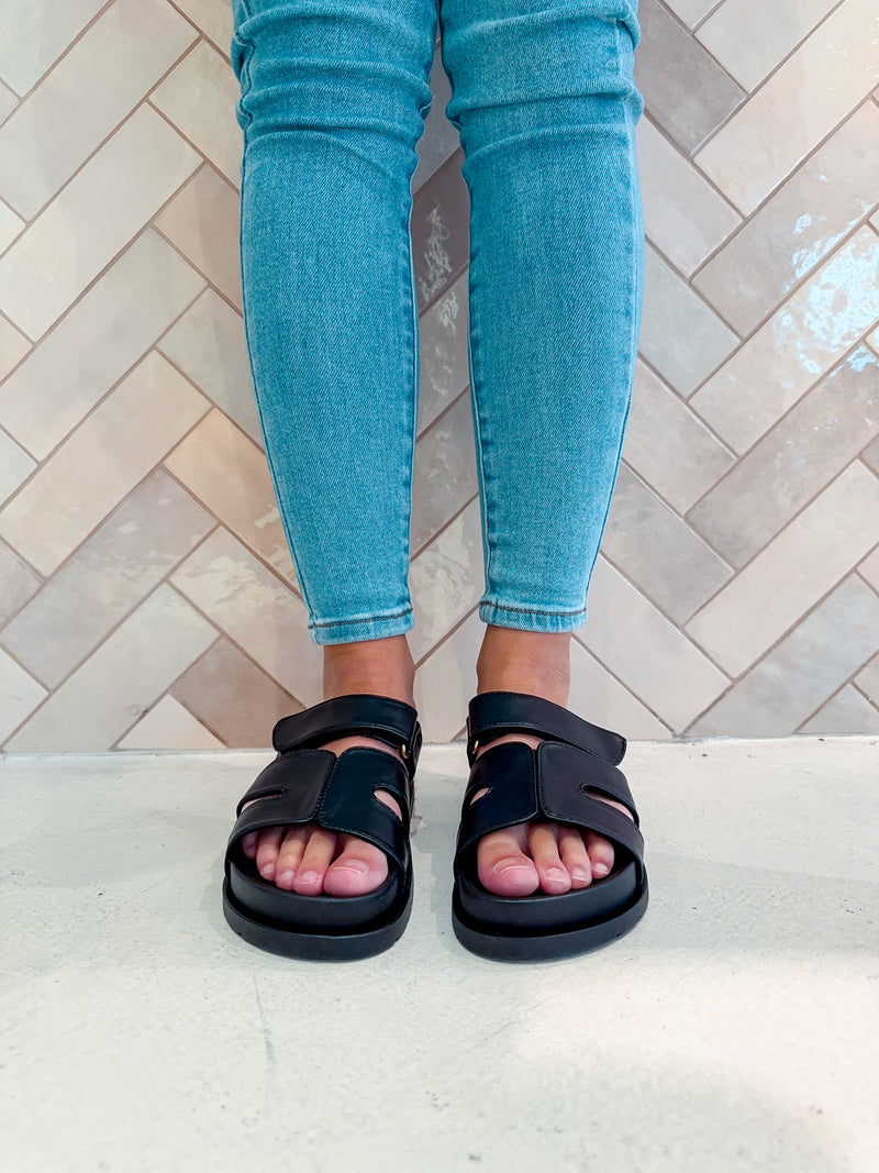 H-Slipper Schwarz