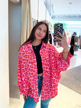 Kurze Waffle Bluse mit Leomuster Pink