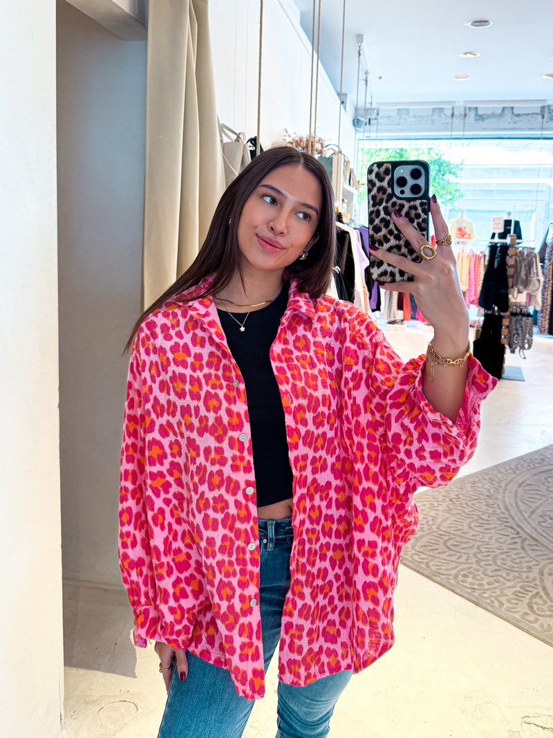Kurze Waffle Bluse mit Leomuster Pink
