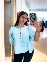 Waffle Bluse mit Schleifen Hellblau