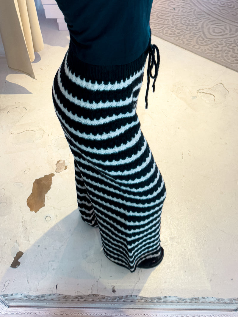Strickhose mit Muster Schwarz