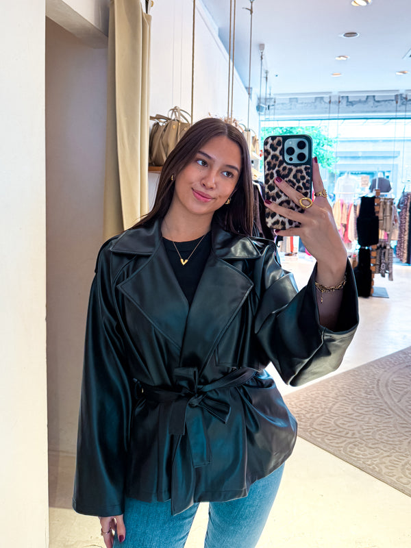 Kurzer Kunstleder Trenchcoat Schwarz