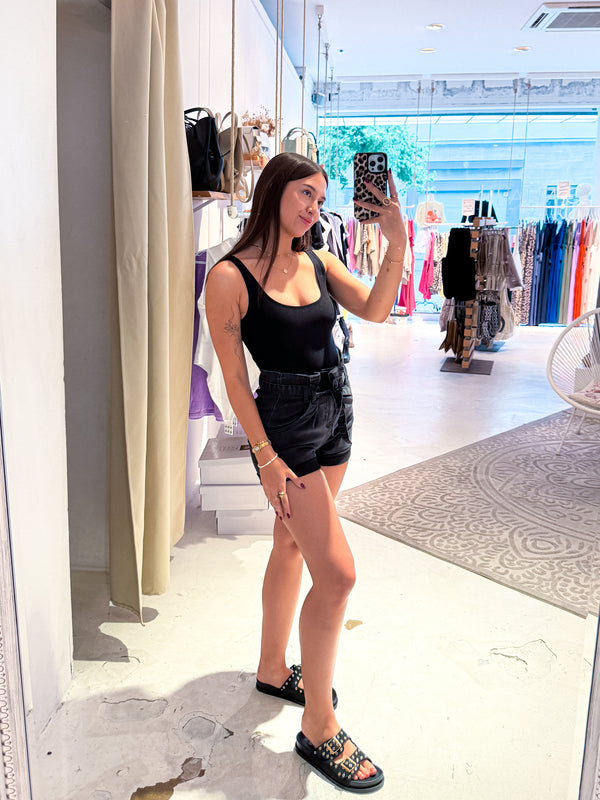 Jeans Short mit Gürtel Schwarz