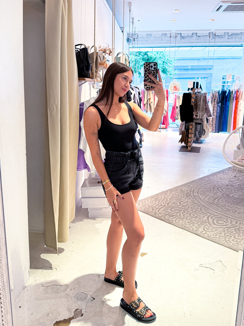 Jeans Short mit Gürtel Schwarz