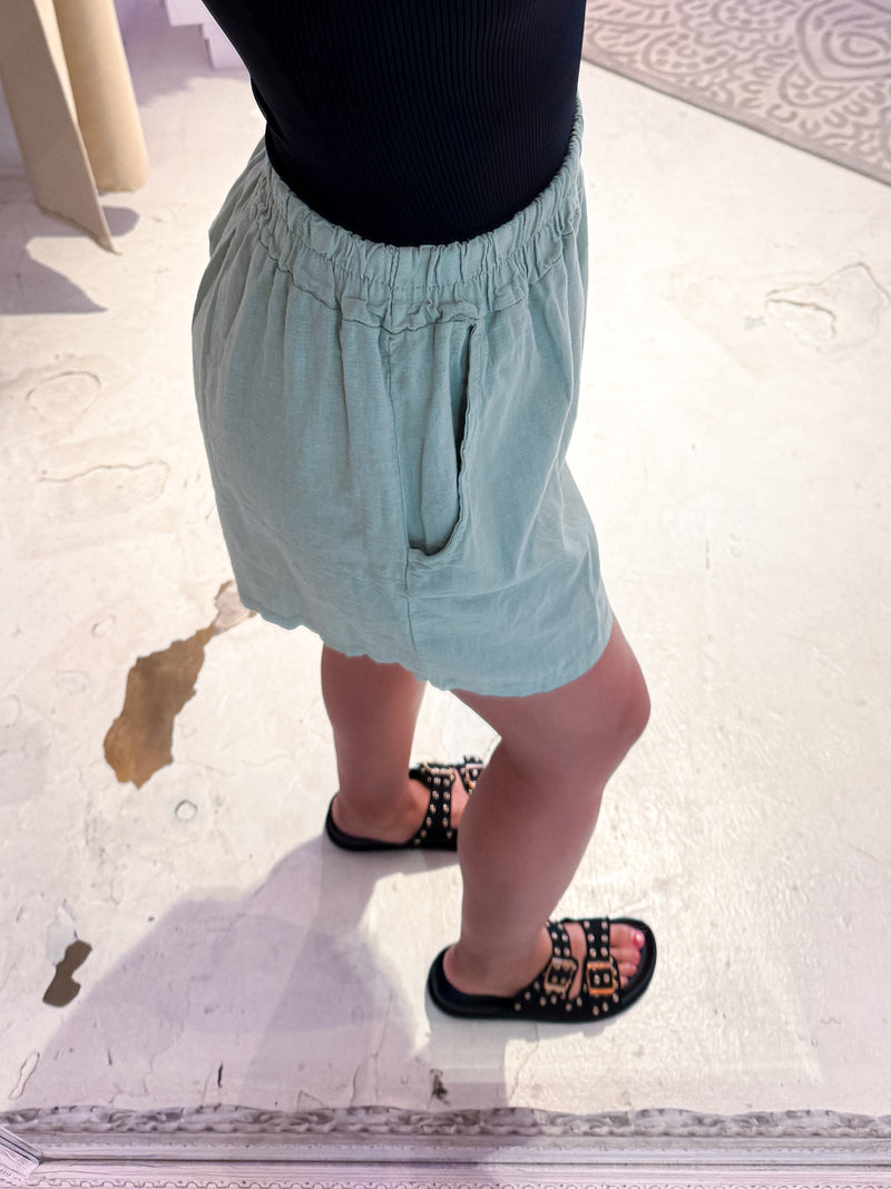 Leinen Short Olive