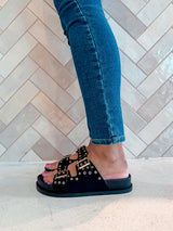Slipper mit Nieten Schwarz