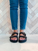 Slipper mit Nieten Schwarz