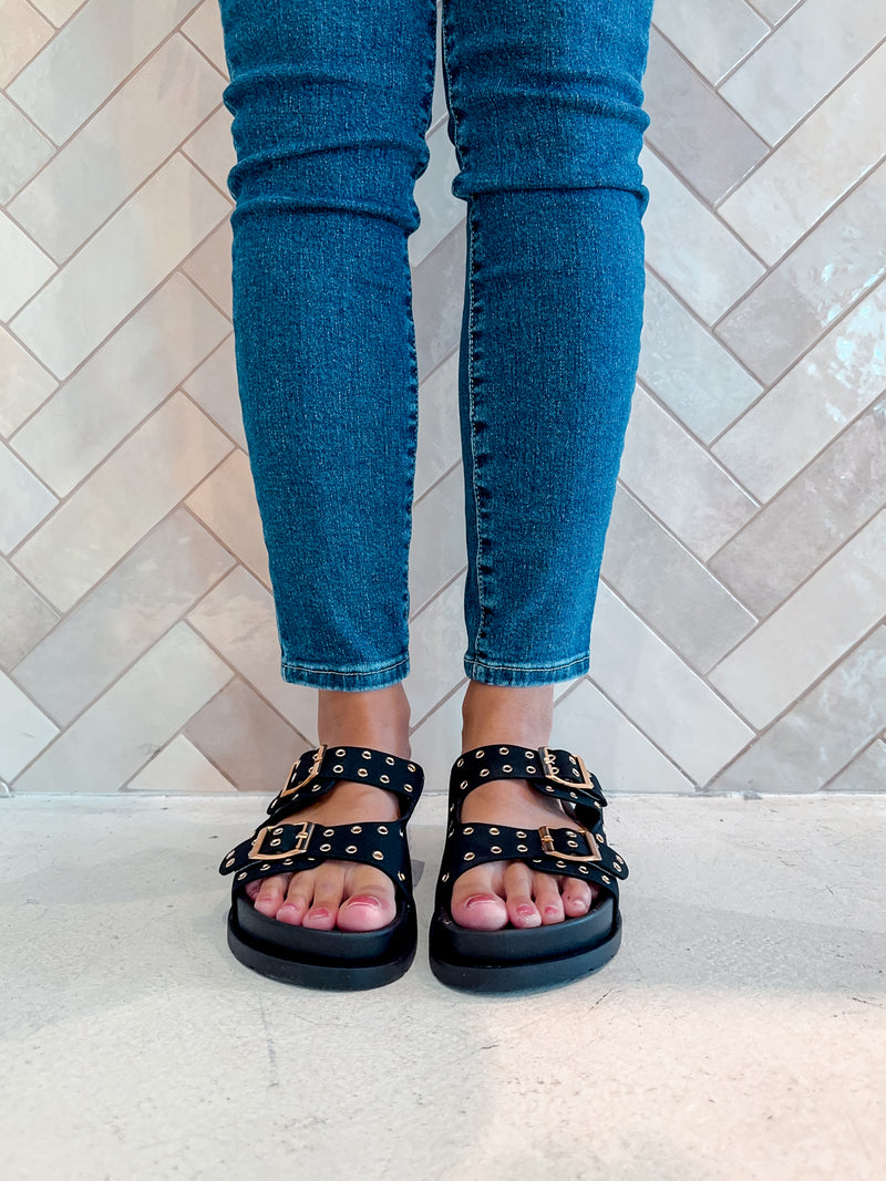 Slipper mit Nieten Schwarz