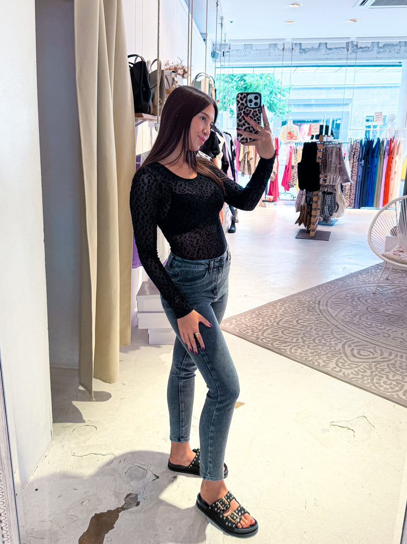Mesh Body Leomuster