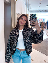 Bomberjacke mit Leomuster Grau