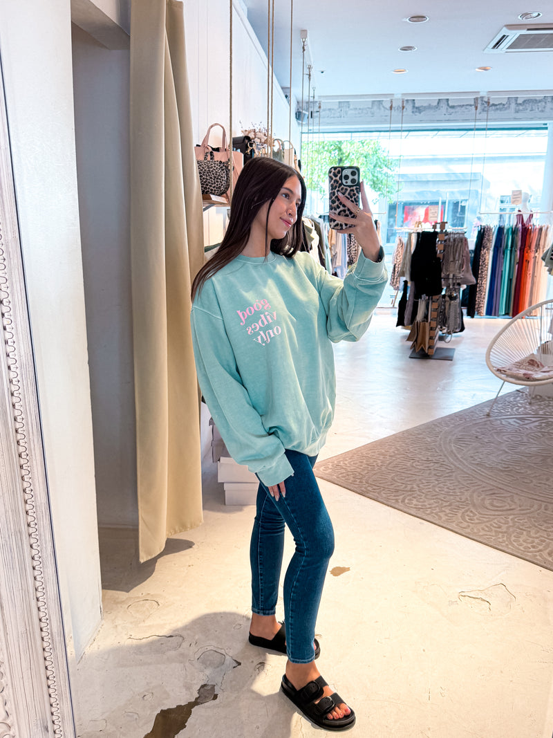Good Vibes Only Crew Neck Mint