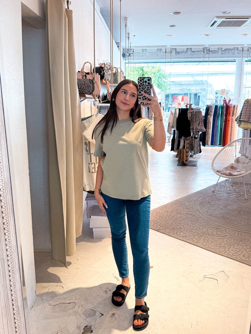 Everyday Tee Olive