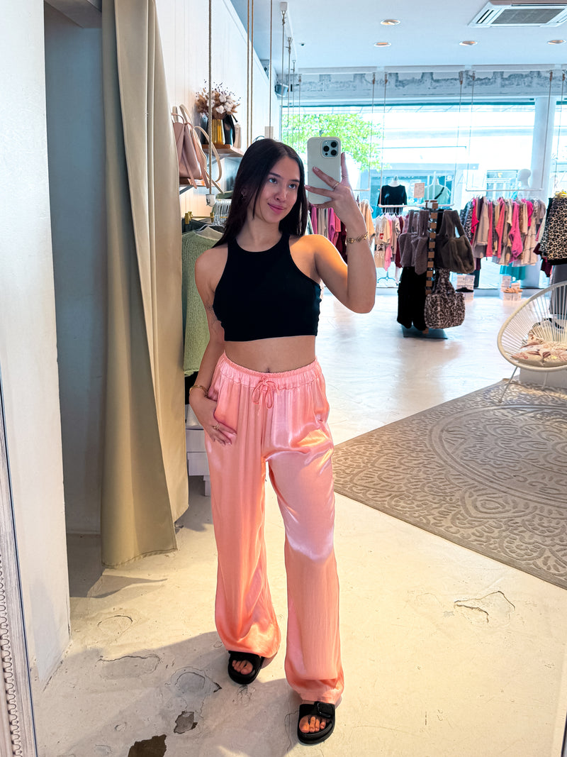 Silky Hose Peach