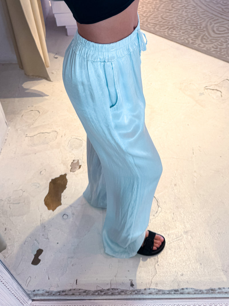 Silky Hose Hellblau