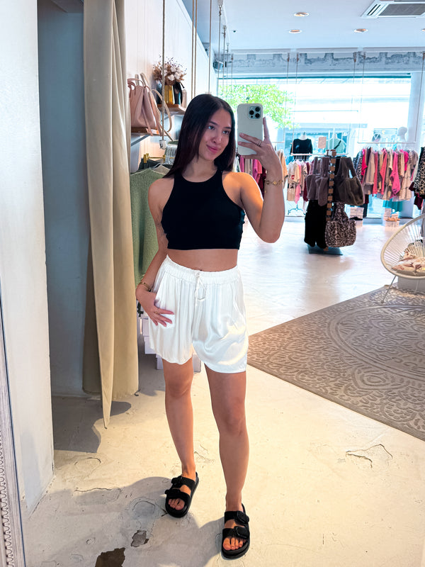 Silky Short Creme