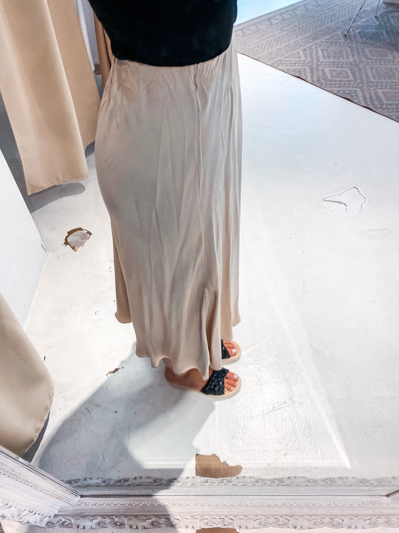 Silky Midirock Beige